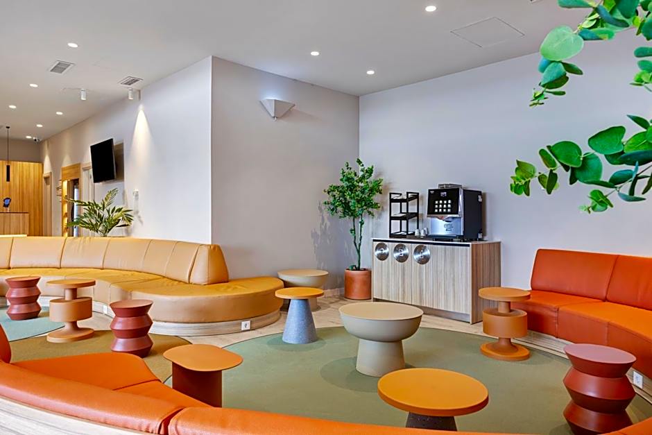 Catalonia Las Cañas