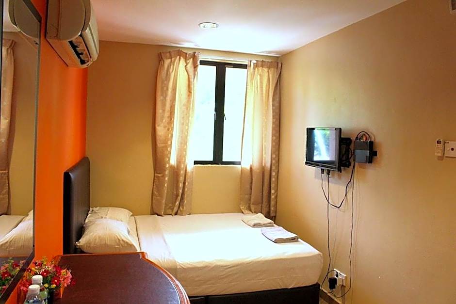 New Three Three Hotel Cheras