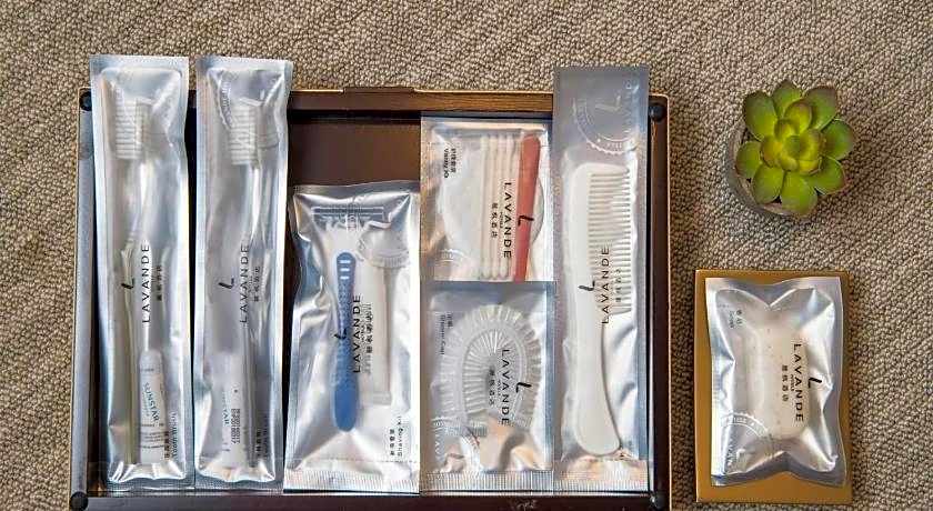 Lavande Hotel Chongqing Tongliang Gas Building