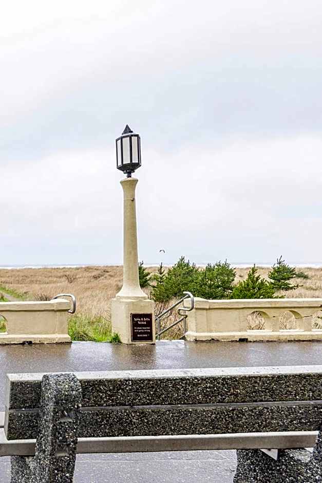 Sand Dollar Haven at Seaside Beach Club Unit 306