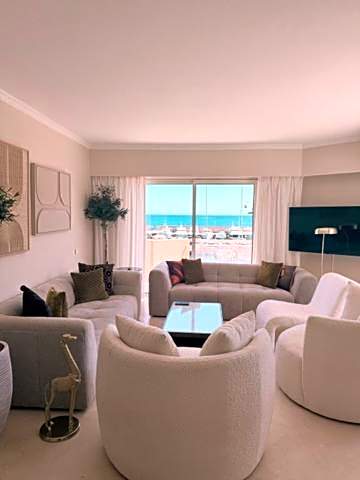 Riviera Beach Hotel