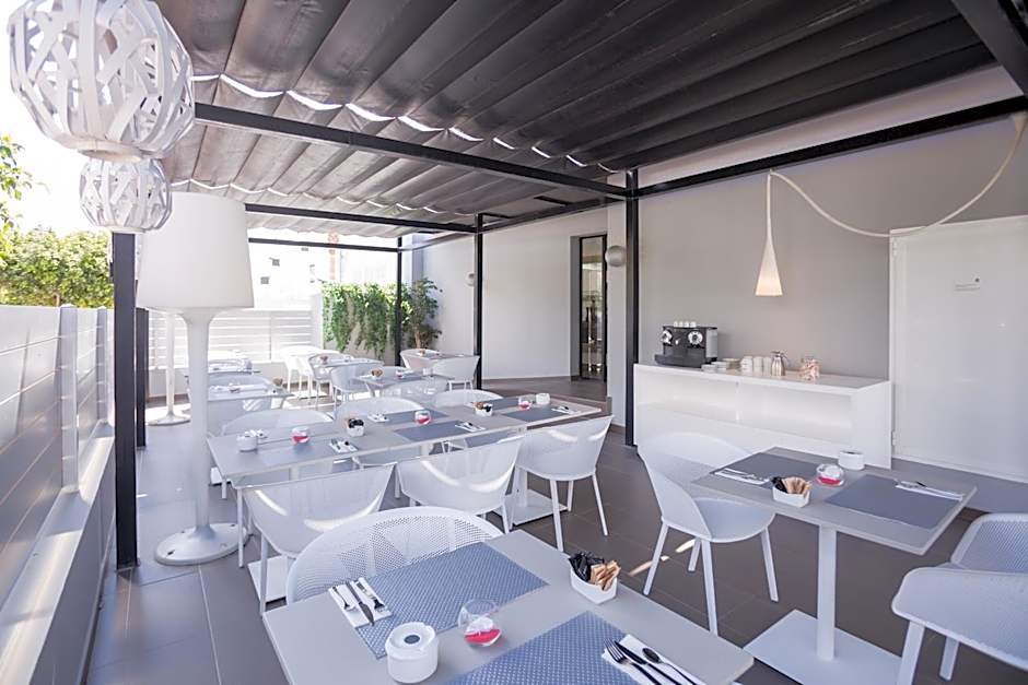 Migjorn Ibiza Suites & Spa