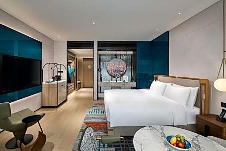 Premium King Room with View