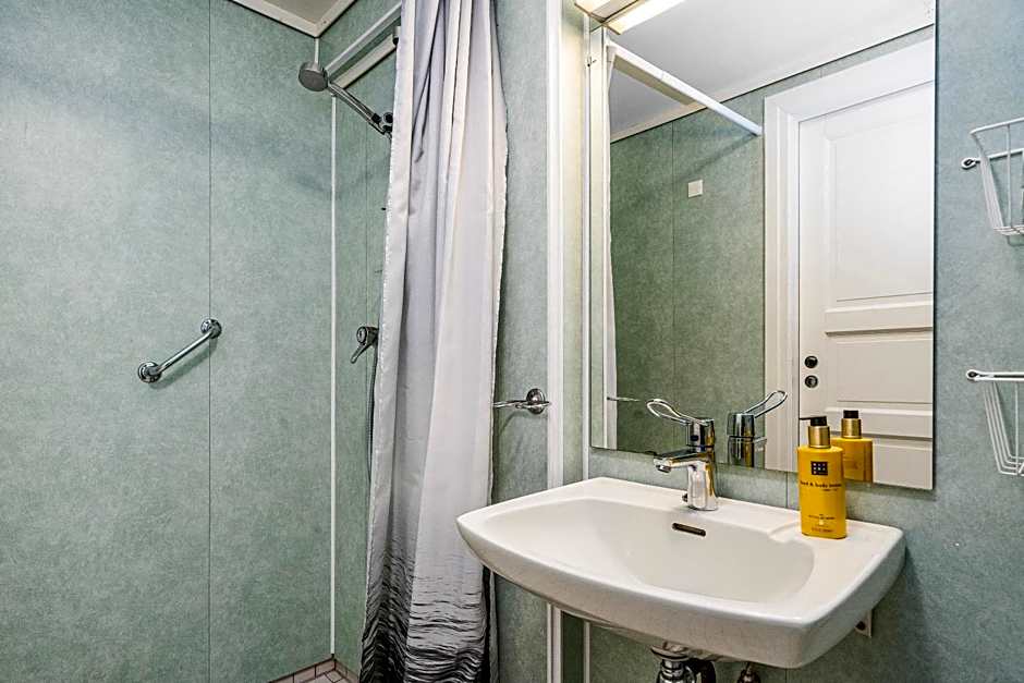 Kongsvold Fjeldstue by Frich`s