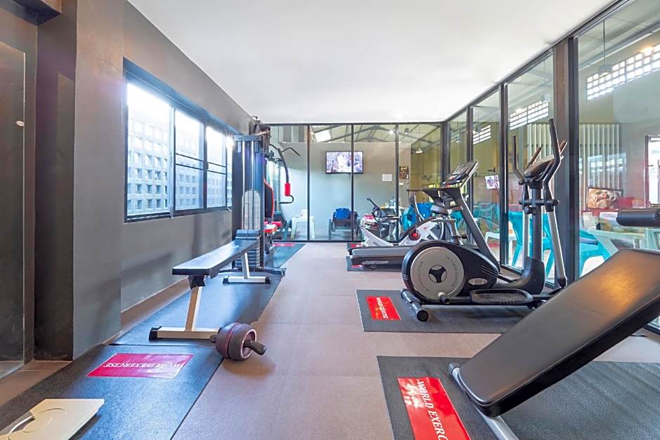 OYO 75382 Chonburi Hotel