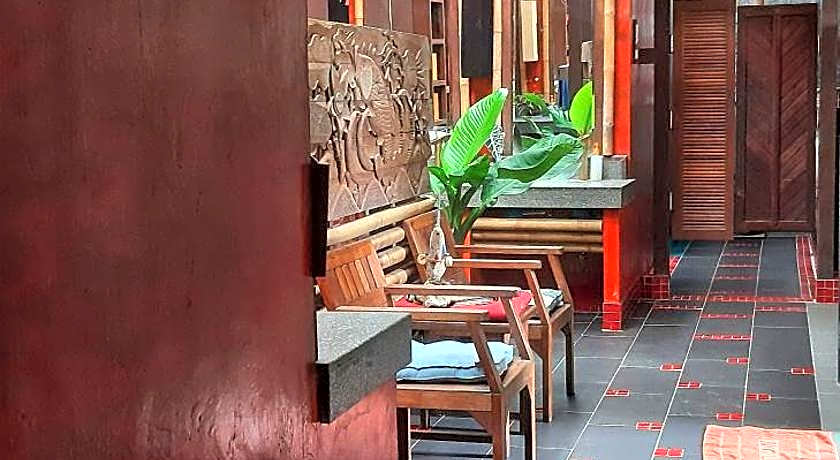 Aha Lanta Cozy Hostel