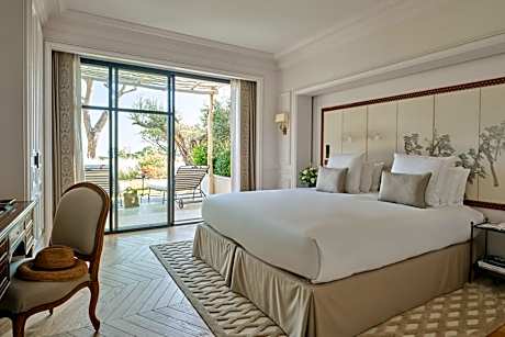Junior Suite with Private Pool