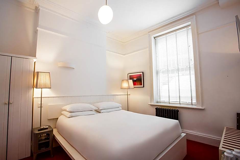 Kellys Hotel