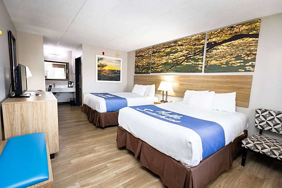 Days Inn by Wyndham Dayton Huber Heights Northeast
