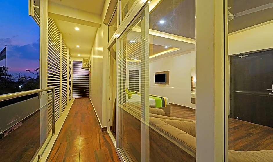 Treebo Premium Raffis' Andalusia Bay Way