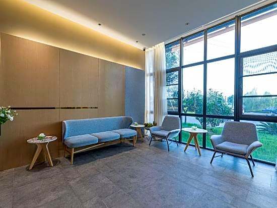 Home Inn Neo Ningbo Airport Yinzhou Avenue