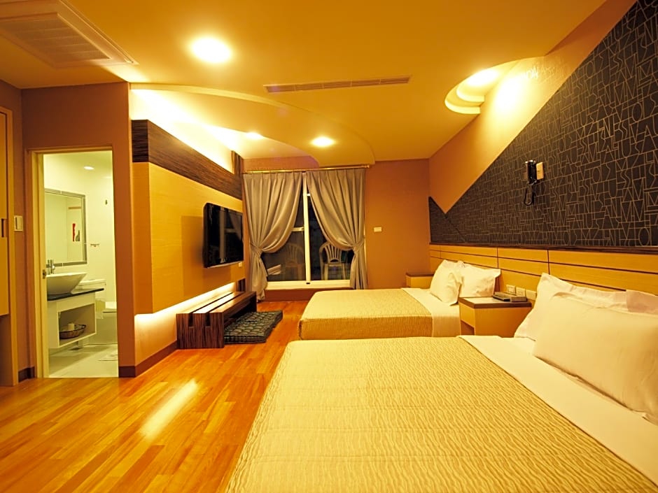 Ibiza Kenting Hotel II