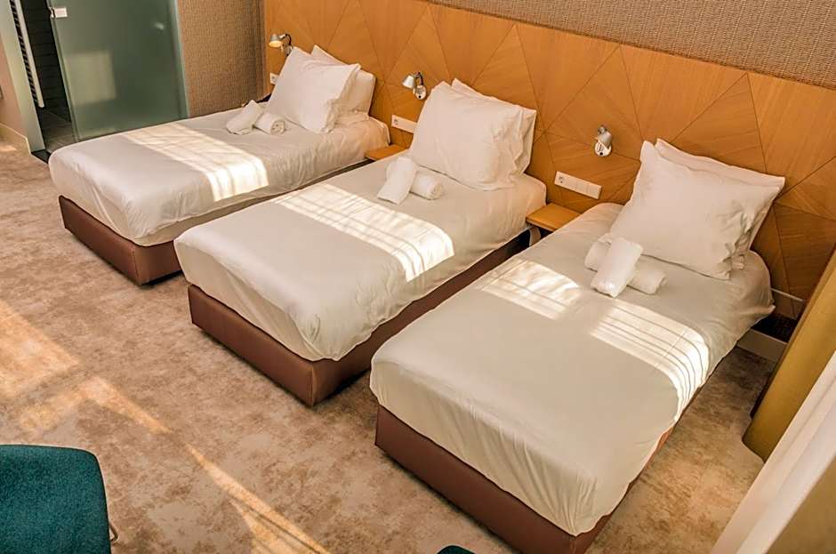 Amadi Panorama Hotel