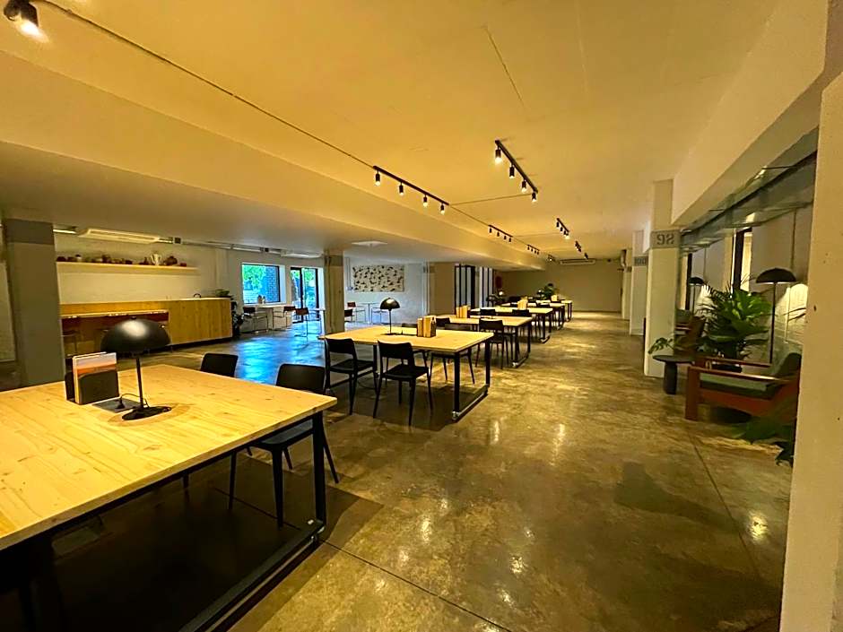 BlackBrick Bedfordview ApartHotel