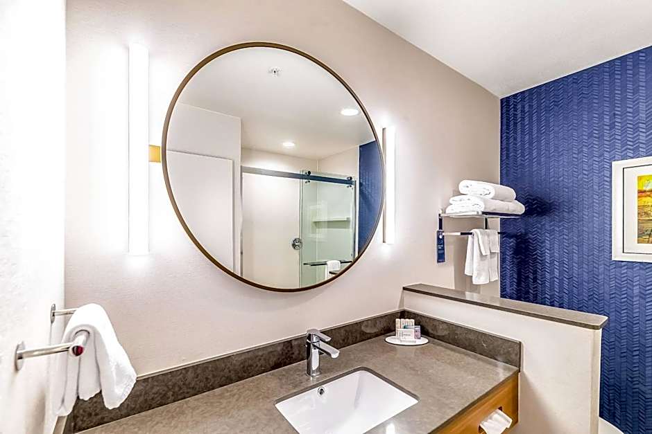 Fairfield Inn & Suites by Marriott Gainesville I-35