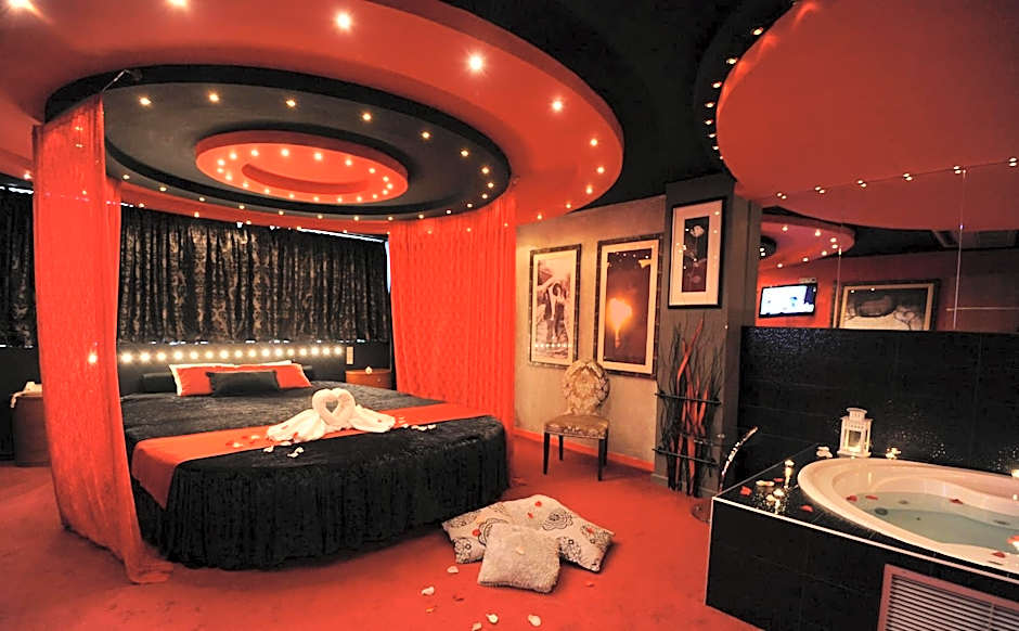 Carol Hotel