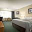 Travelodge by Wyndham Winnipeg East