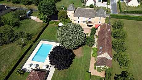 Domaine Jolidetour climatisé, piscine et tennis privés