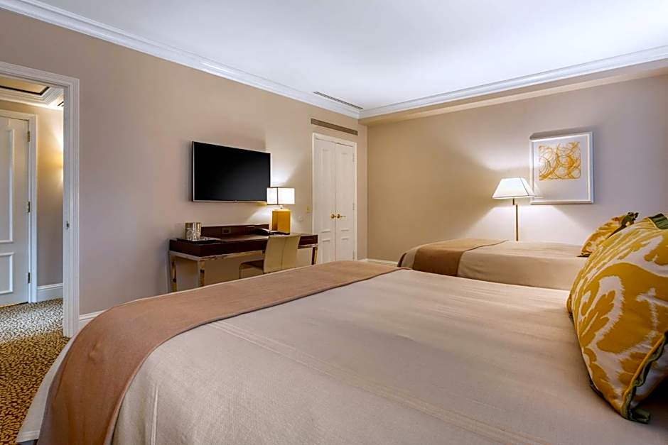 Omni Berkshire Place