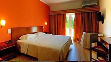 Double or Twin Room with Extra Bed