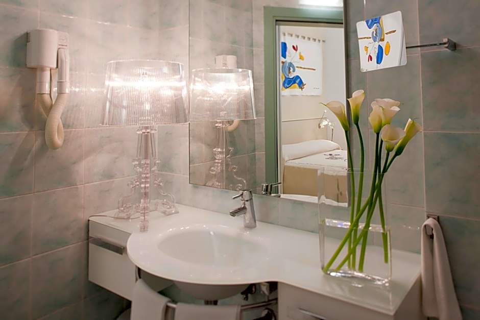 Hotel Eros Residence