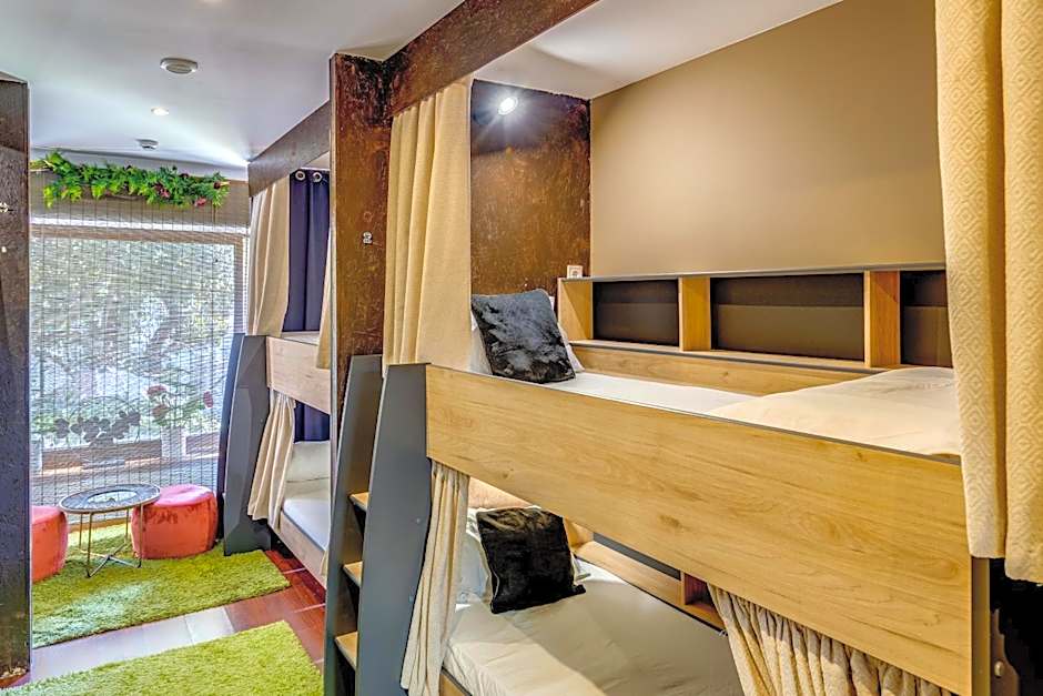 Garden in Town Hostel