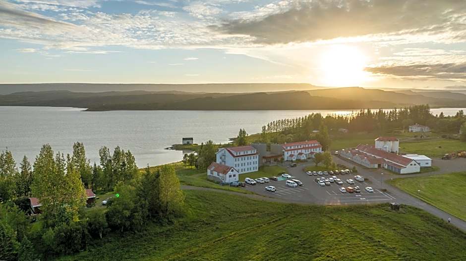 Gistihúsið - Lake Hotel Egilsstadir