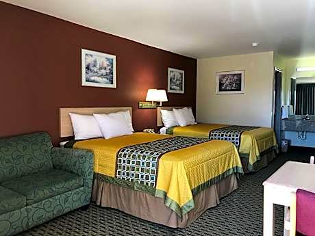 Queen Room with Two Queen Beds - Non-Smoking