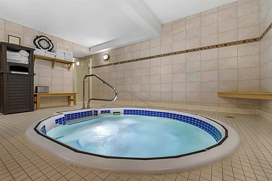 Best Western Plus Baker Street Inn