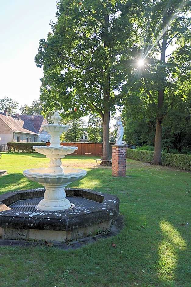 Hotel garni Schloss Grochwitz