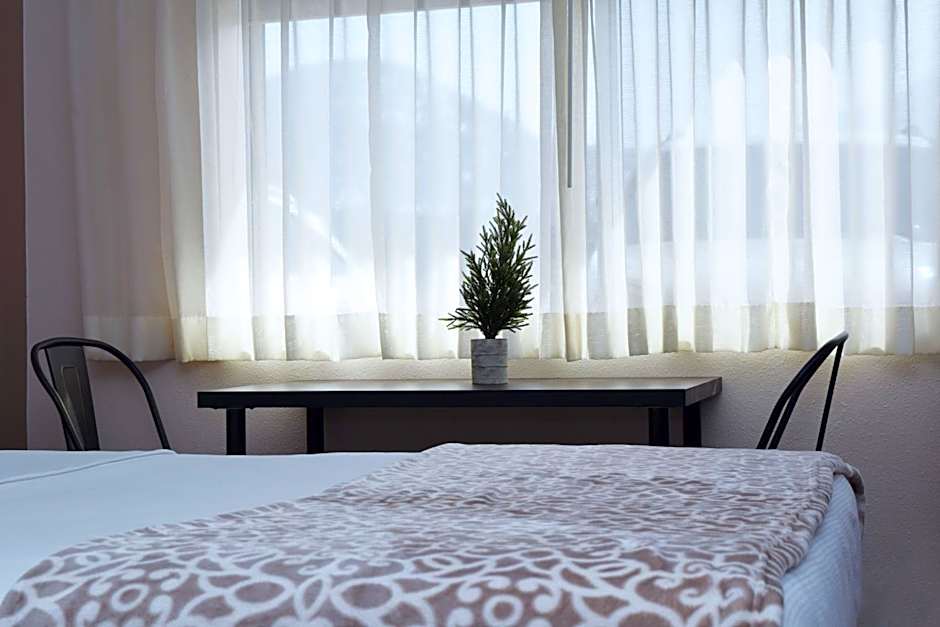 Alpine Trail Ridge Inn