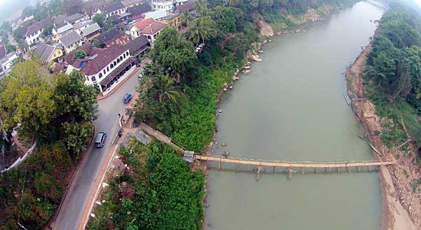 Saynamkhan River View