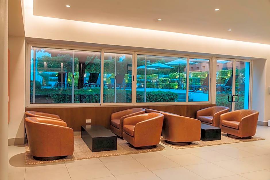 Comfort Inn Monterrey Valle