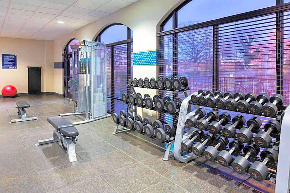 Hampton Inn & Suites Kansas City-Country Club Plaza
