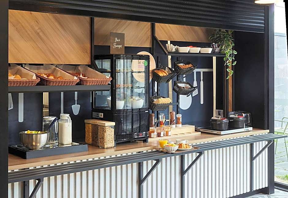 B&B HOTEL Paris Ivry Quai de Seine
