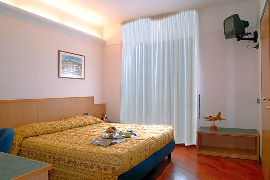 Photo 1 of 1 of Triple Room