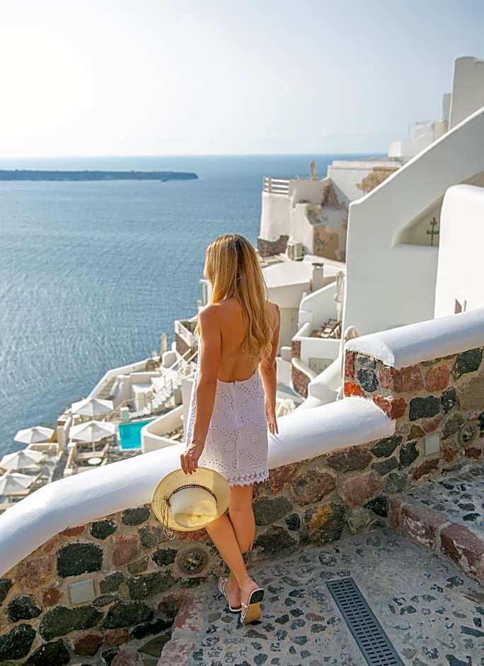Oia Mare Villas