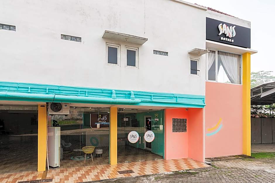 Sans Hotel Beauty Palembang