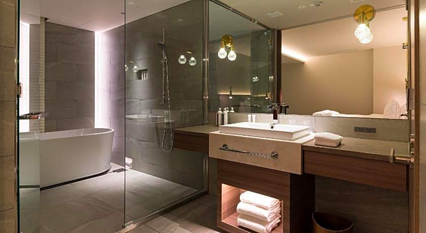 THE skM TOKYO  HOTEL & DINING