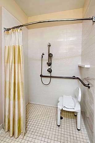 2 Double Beds Nonsmoking Accessible