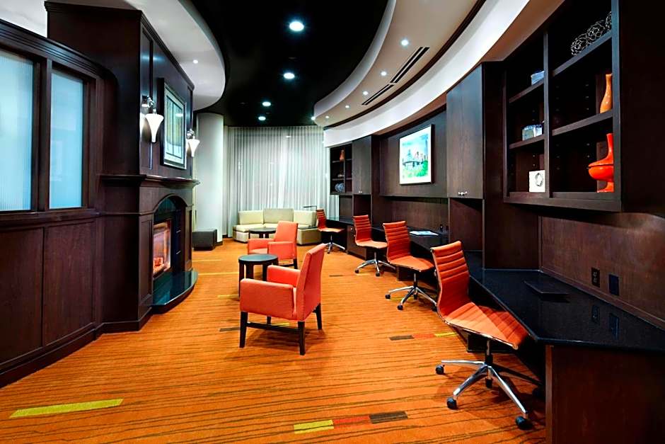 Courtyard by Marriott Pittsburgh West Homestead/Waterfront