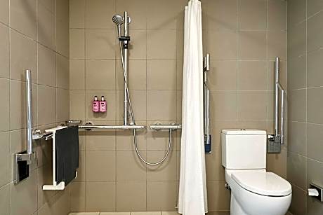 Room, 1 Queen Bed, Balcony