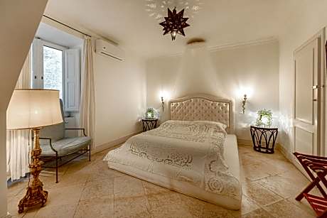 Deluxe Queen Room with Two Queen Beds