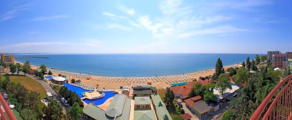 Luna Beach Hotel