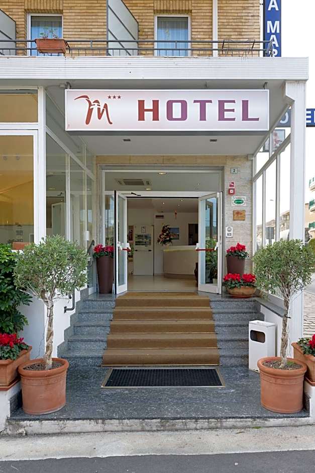 Hotel Ristorante La Marina Mhotelsgroup