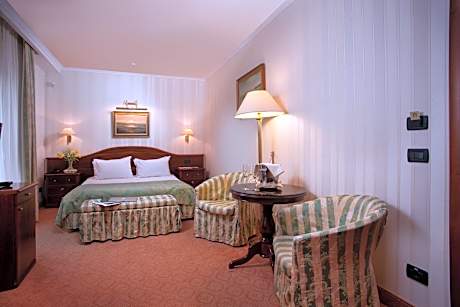 Deluxe Junior Suite