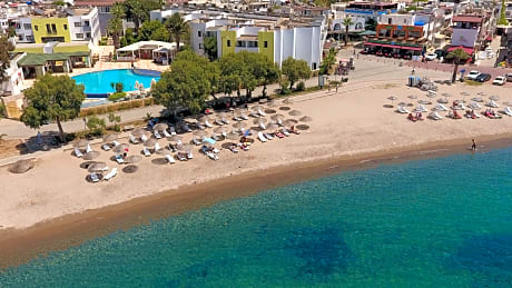 Mandalinci Beach Hotel - Alojamientos en TURGUTREIS