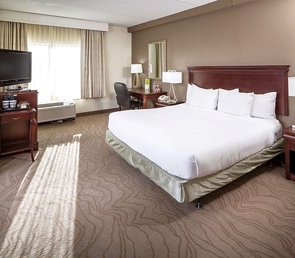 DoubleTree By Hilton Hotel Boston - Milford