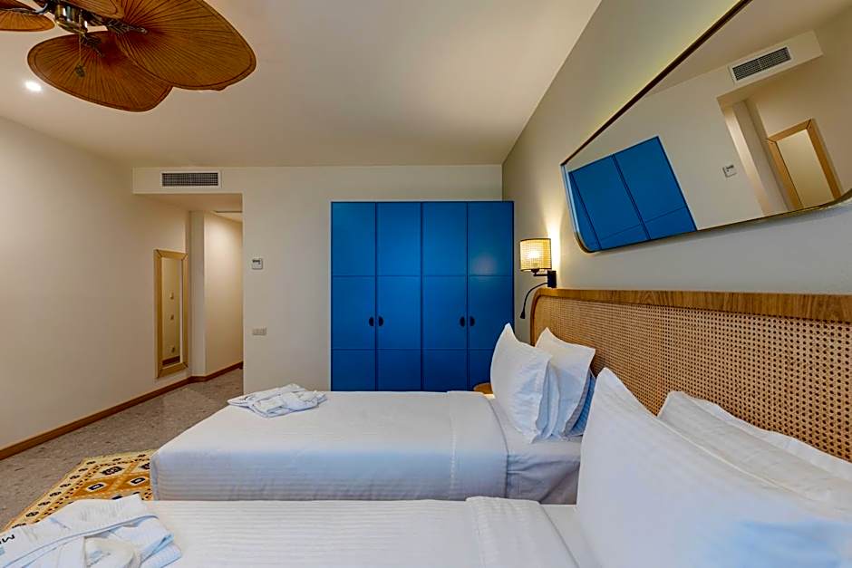 MiraMar Luxury Residences