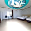 Apple Hotel